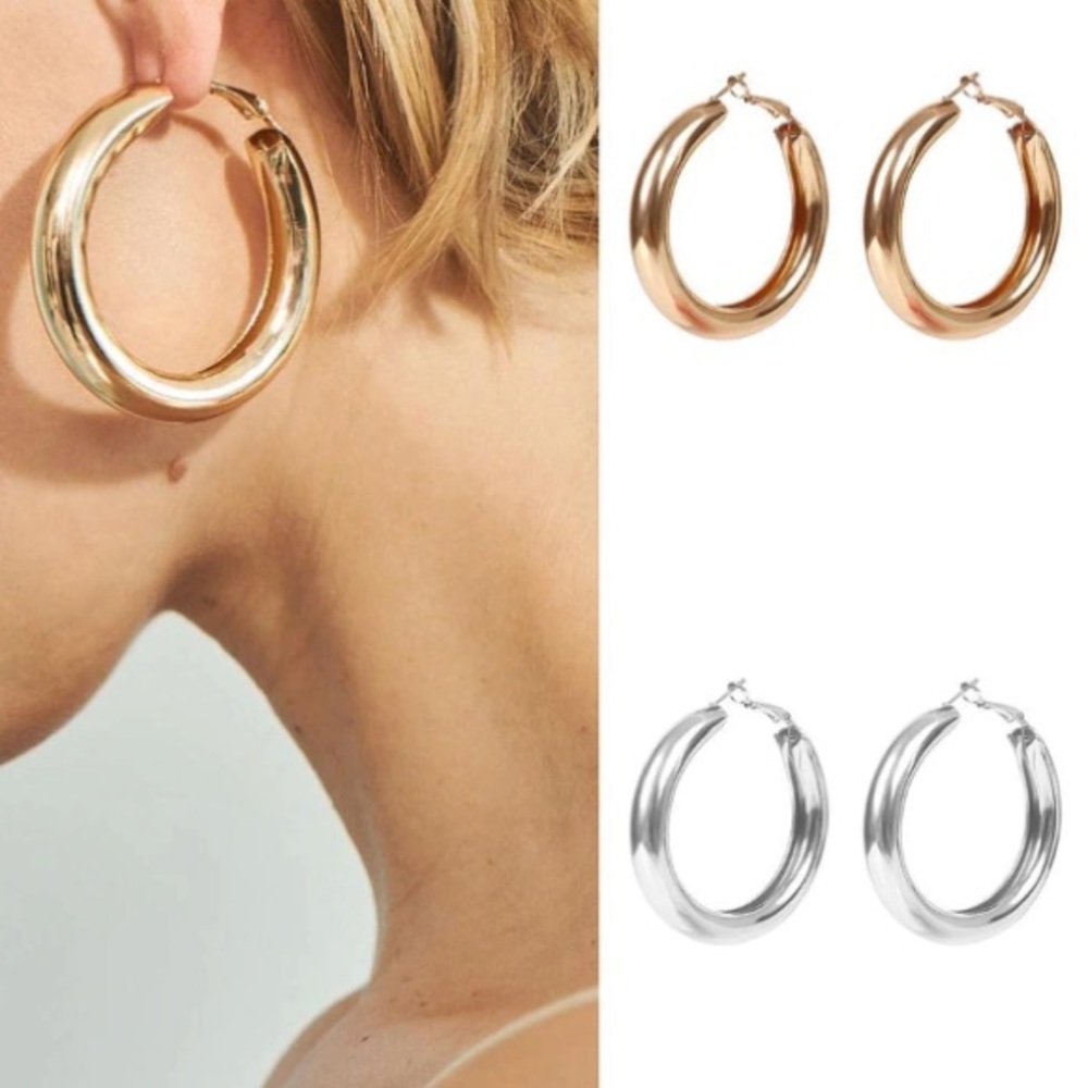 NEW!💙💎MODERN! BIG BRIGHT BOLD HOOPS!💎💙SILVERY! - Picture 3 of 8